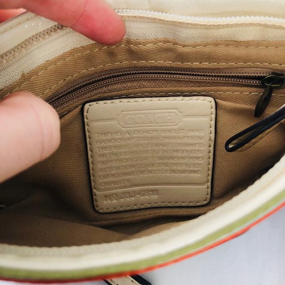 Coach Vintage Wristlest - Picture 2 of 5